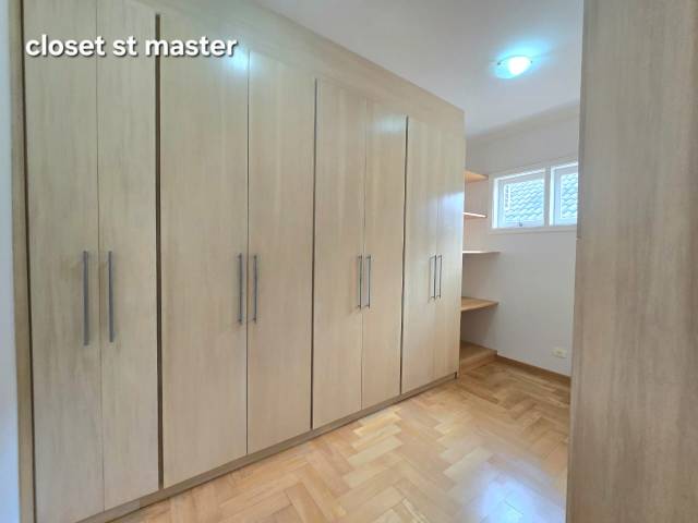 #8310 - Casa para Venda em Santana de Parnaíba - SP