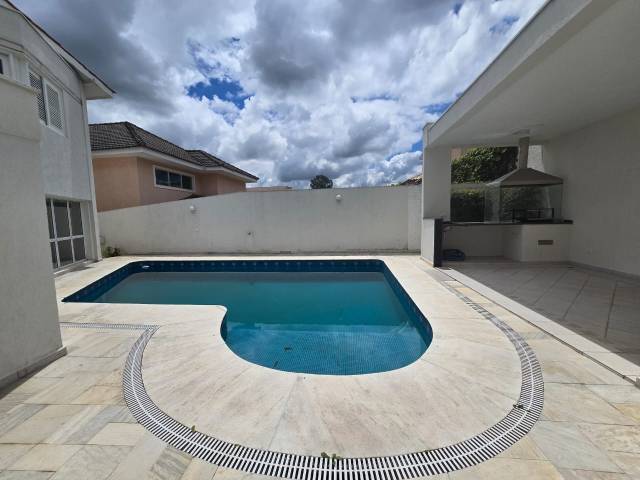 Casa para Venda em Santana de Parnaíba - 5