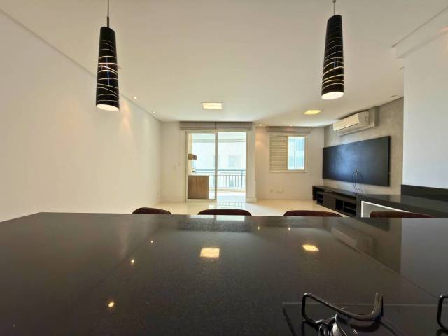 Apartamento para Venda em Santana de Parnaíba - 5