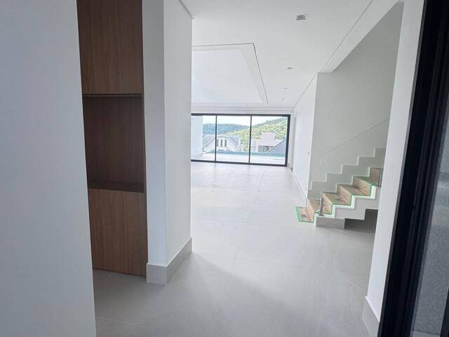 Casa para Venda em Santana de Parnaíba - 5