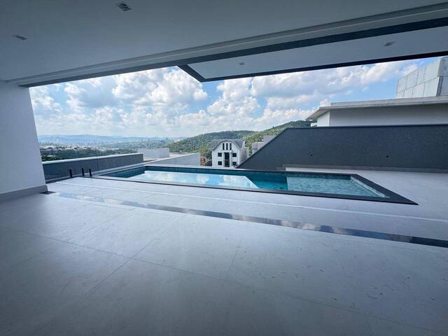 Casa para Venda em Santana de Parnaíba - 3