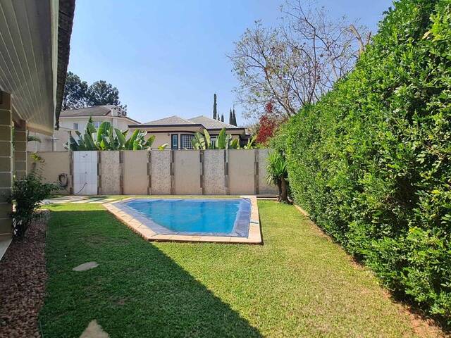 Casa para Venda em Santana de Parnaíba - 2