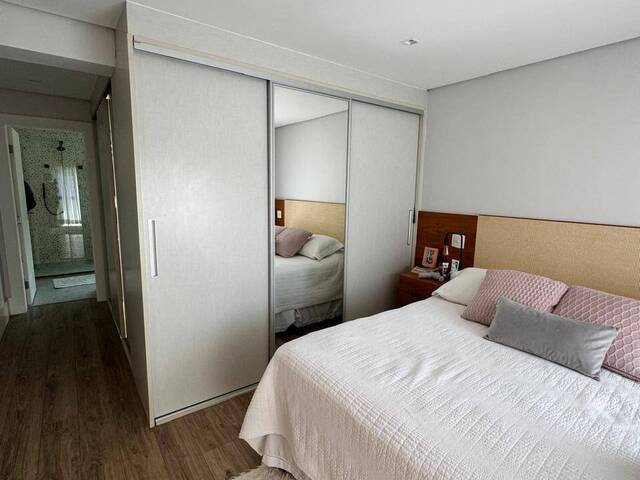 Casa para Venda em Santana de Parnaíba - 4