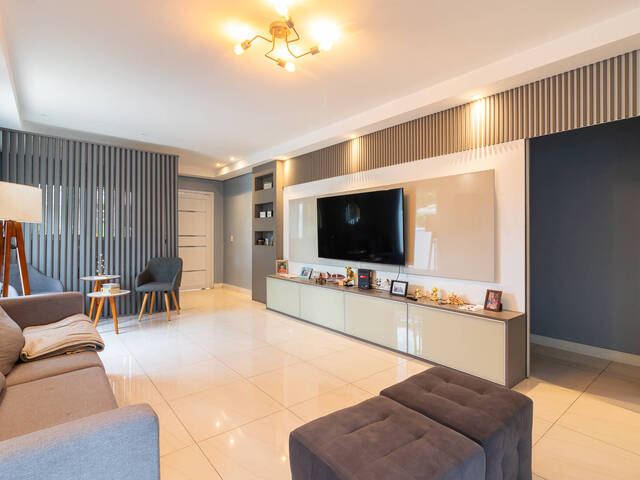 #8354 - Casa para Venda em Santana de Parnaíba - SP - 3