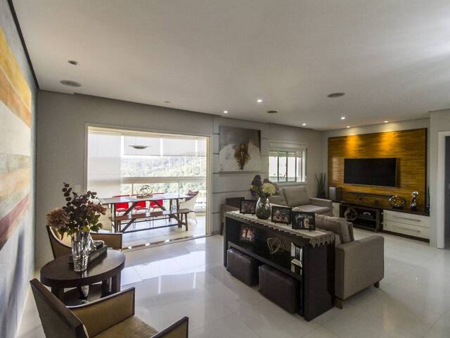 Apartamento para Venda em Santana de Parnaíba - 3