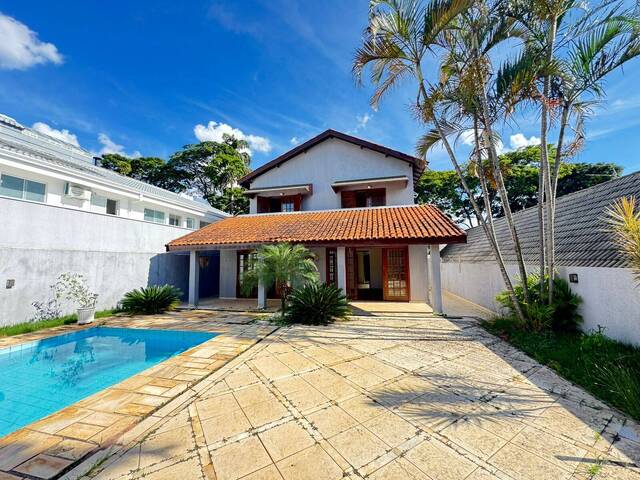 Casa para Venda em Santana de Parnaíba - 4