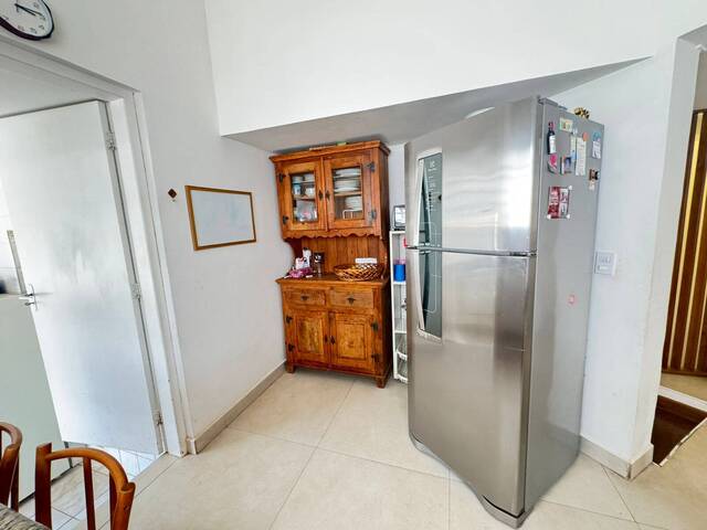 Casa para Venda em Santana de Parnaíba - 5