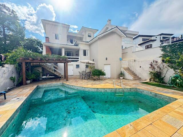 Casa para Venda em Santana de Parnaíba - 2