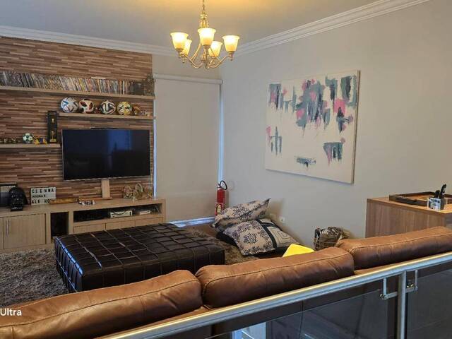 Casa para Venda em Santana de Parnaíba - 5