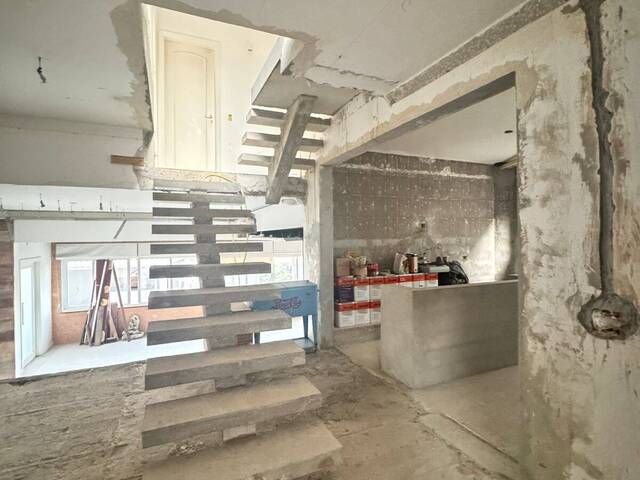 Casa para Venda em Santana de Parnaíba - 5