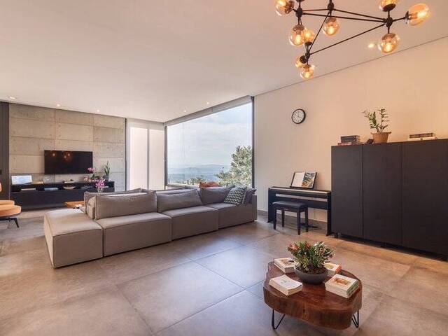 Casa para Venda em Santana de Parnaíba - 3