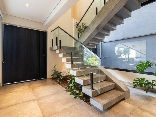 Casa para Venda em Santana de Parnaíba - 2