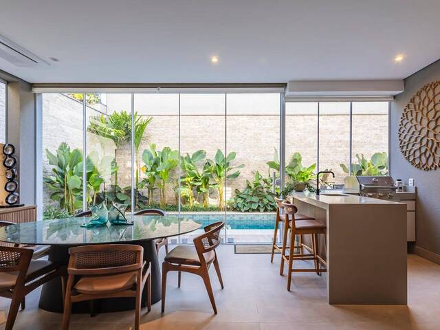 #8386 - Casa para Venda em Santana de Parnaíba - SP