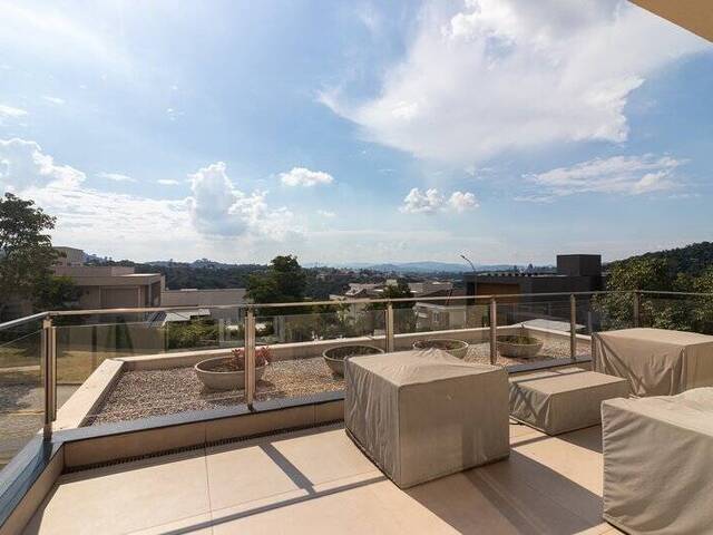 #8387 - Casa para Venda em Santana de Parnaíba - SP