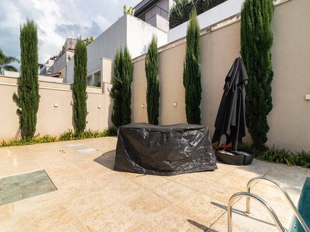 Casa para Venda em Santana de Parnaíba - 5