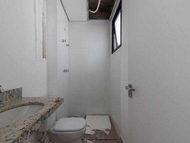 #8388 - Casa para Venda em Santana de Parnaíba - SP