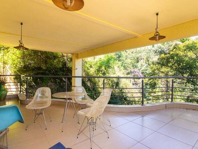 #8389 - Casa para Venda em Santana de Parnaíba - SP