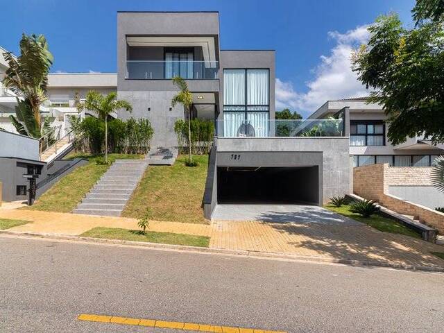 #8381 - Casa para Venda em Santana de Parnaíba - SP