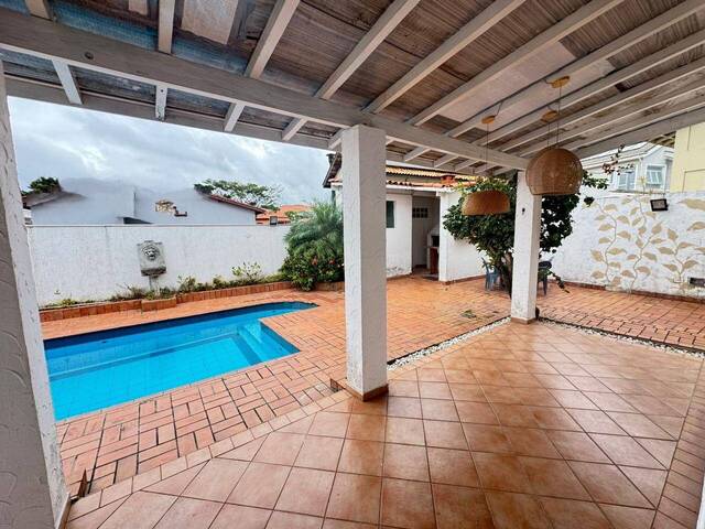 Casa para Venda em Santana de Parnaíba - 4