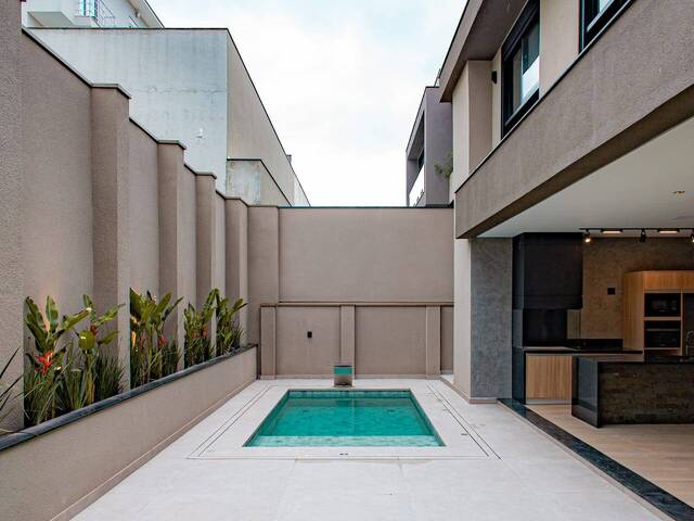 #8394 - Casa para Venda em Santana de Parnaíba - SP - 2