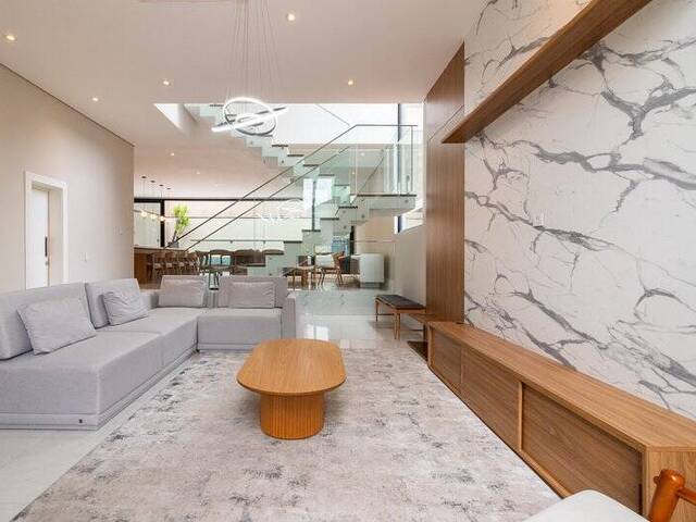 Casa para Venda em Santana de Parnaíba - 3