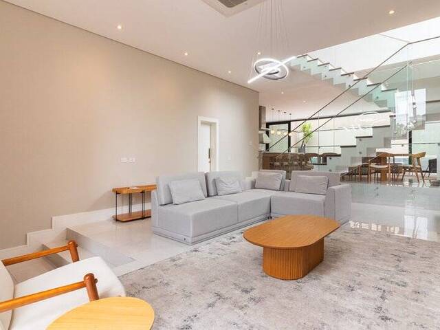 Casa para Venda em Santana de Parnaíba - 4