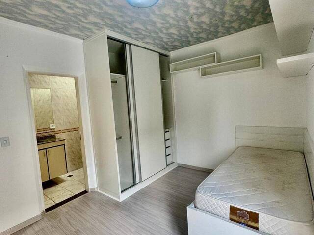 Casa para Locação em Santana de Parnaíba - 2
