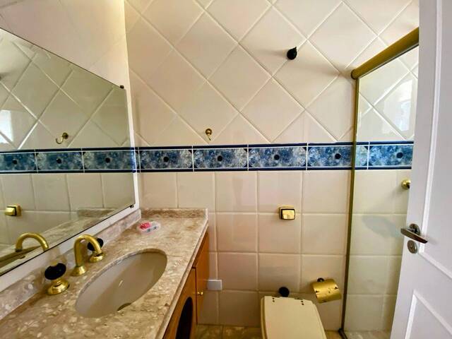 Casa para Venda em Santana de Parnaíba - 3