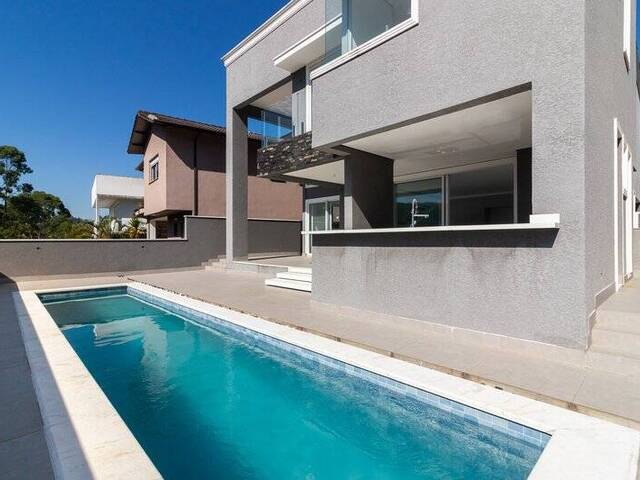 #8406 - Casa para Venda em Santana de Parnaíba - SP - 1