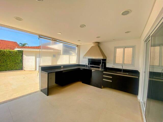 Casa para Venda em Santana de Parnaíba - 2