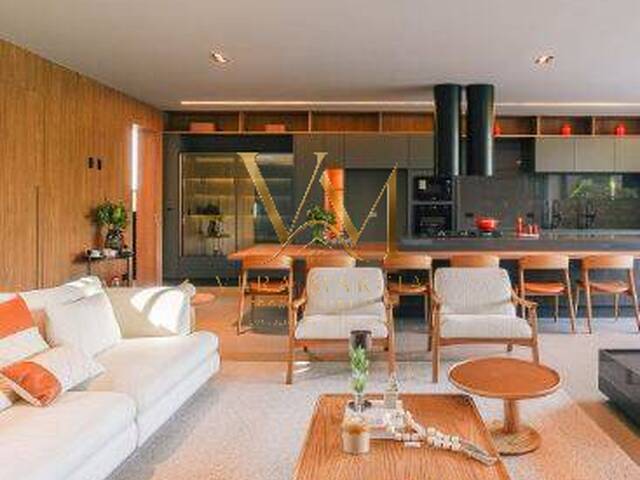 Casa para Venda em Santana de Parnaíba - 5
