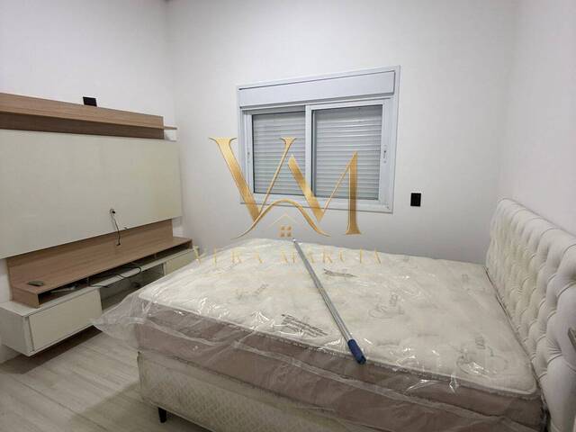 Casa para Venda em Santana de Parnaíba - 2