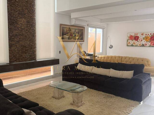 Casa para Venda em Santana de Parnaíba - 3