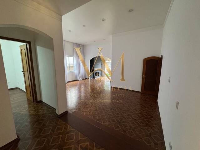 Casa para Venda em Santana de Parnaíba - 2