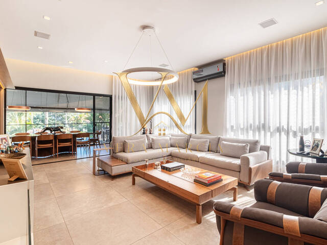Casa para Venda em Santana de Parnaíba - 3