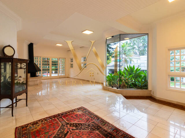 Casa para Venda em Santana de Parnaíba - 4