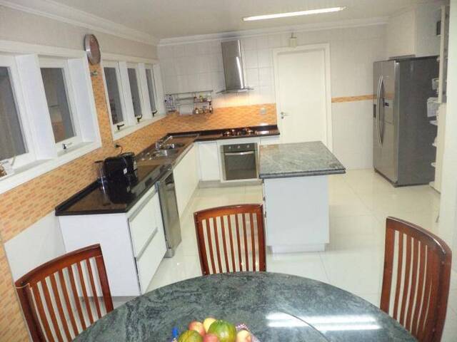 Casa para Venda em Santana de Parnaíba - 4