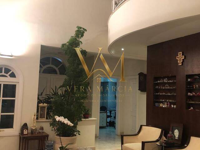 Casa para Venda em Santana de Parnaíba - 2