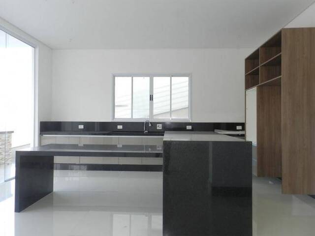 Casa para Venda em Santana de Parnaíba - 5