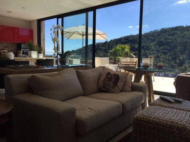 Casa para Venda em Santana de Parnaíba - 5