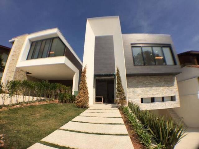 Casa para Venda em Santana de Parnaíba - 2