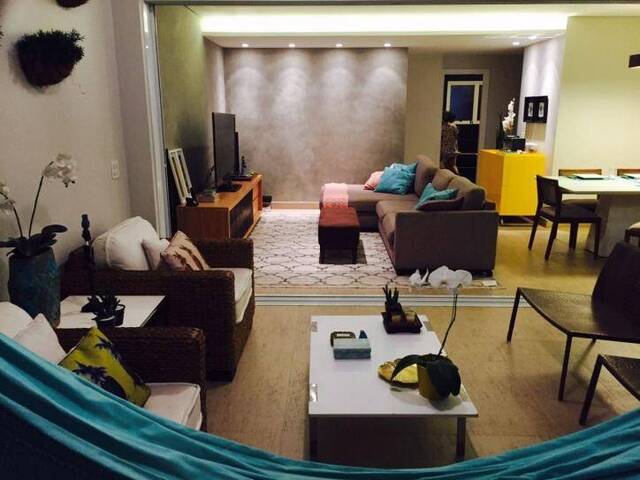 Casa para Venda em Santana de Parnaíba - 3