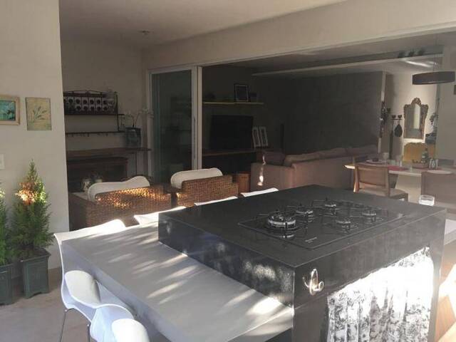 Casa para Venda em Santana de Parnaíba - 4