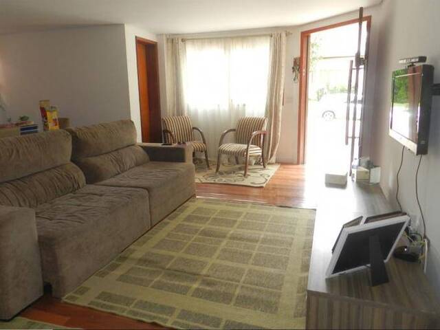 Casa para Venda em Santana de Parnaíba - 3