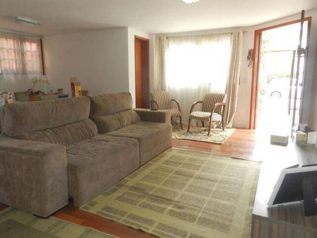 Casa para Venda em Santana de Parnaíba - 4