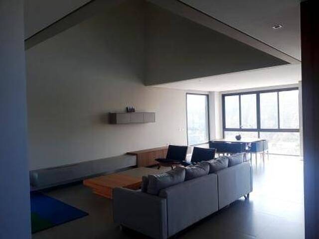 Casa para Venda em Santana de Parnaíba - 3