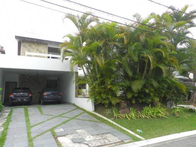 Casa para Venda em Santana de Parnaíba - 3