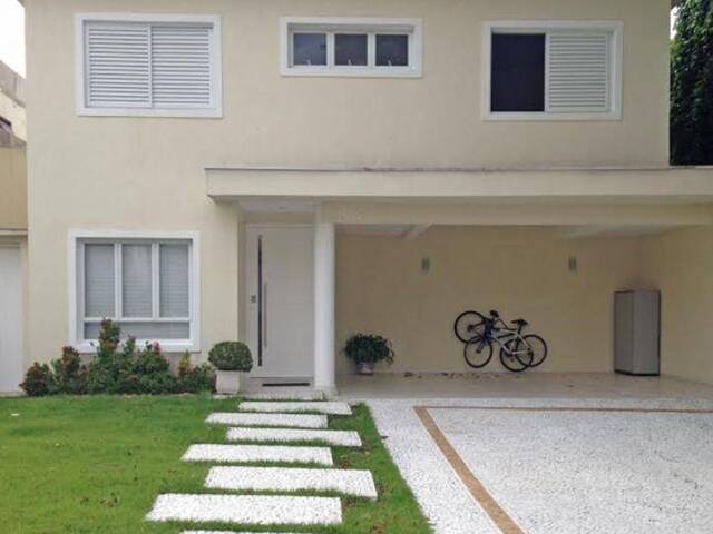 Casa para Venda em Santana de Parnaíba - 3