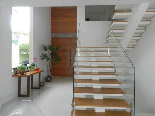 Casa para Venda em Santana de Parnaíba - 3