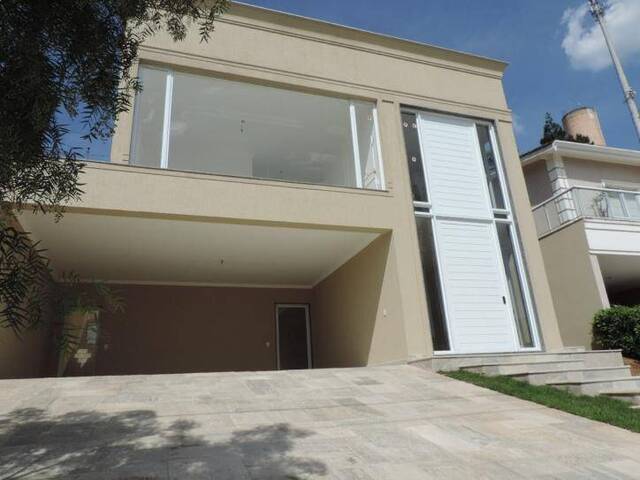 Casa para Venda em Santana de Parnaíba - 2